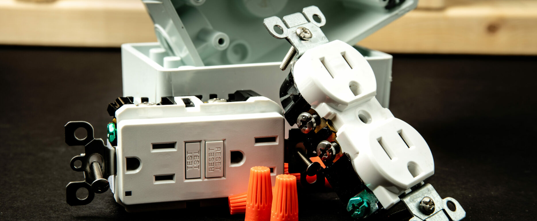 A standard 15 amp duplex outlet and a ground fault circuit